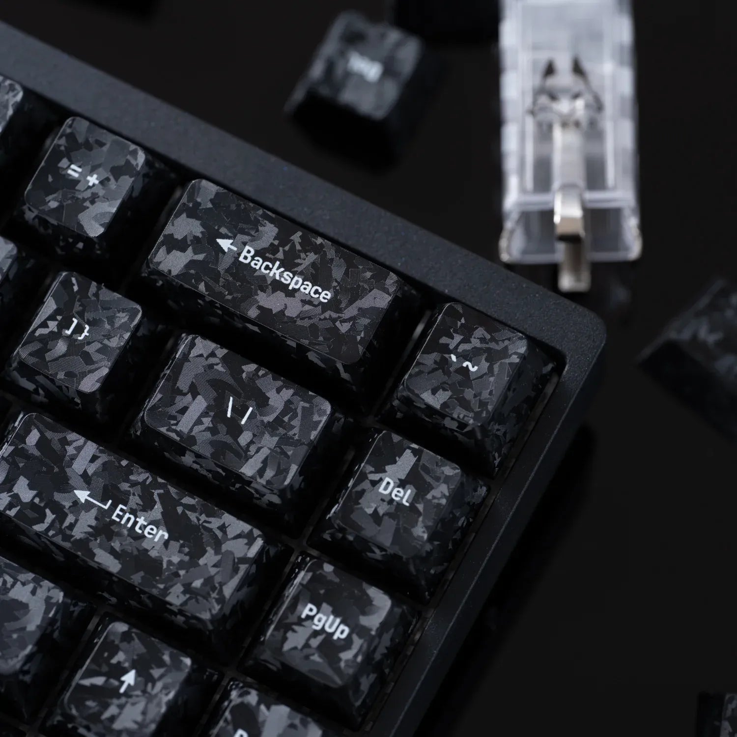 TENKO ARBITER STUDIO Carbon Fiber Textured Cherry profile Keycap Set (Pre-Order)