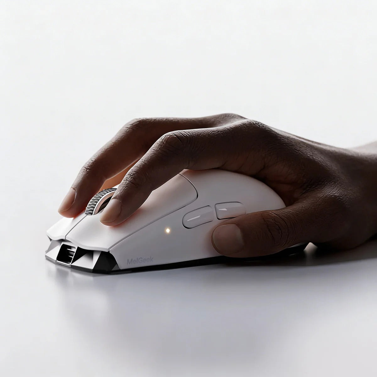 MelGeek Horus 8K Lightweight Esports Wireless Gaming Mouse