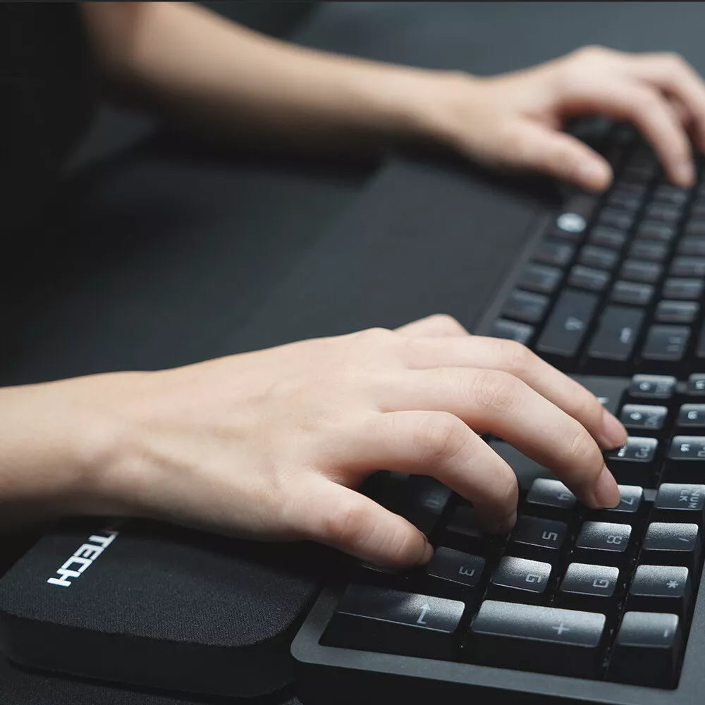 Fantech Keyboard Wrist Rest 359x95x18mm Anti-Slip TKL Keyboard Arm Rest Pad