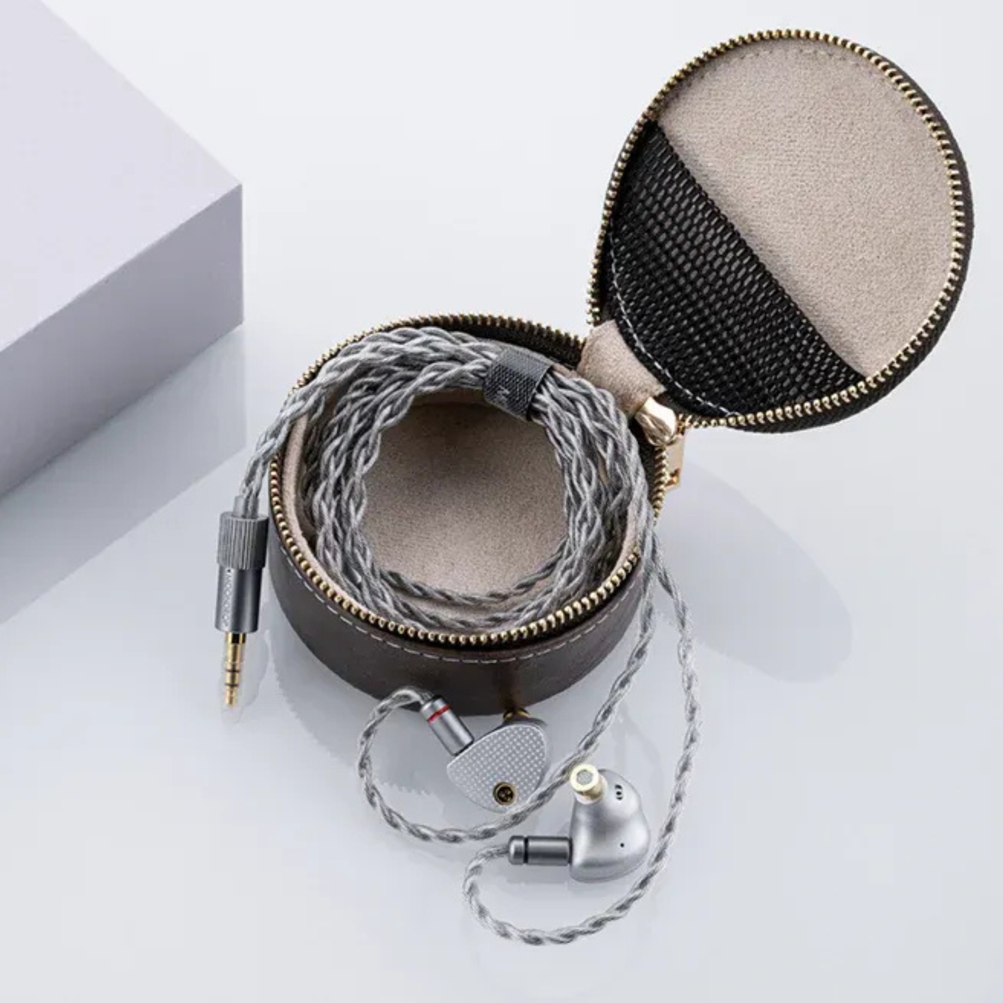 MOONDROP ARIA2 Dynamic Driver Wired IEM In-Ear Monitor Ceramic-coated Headphones