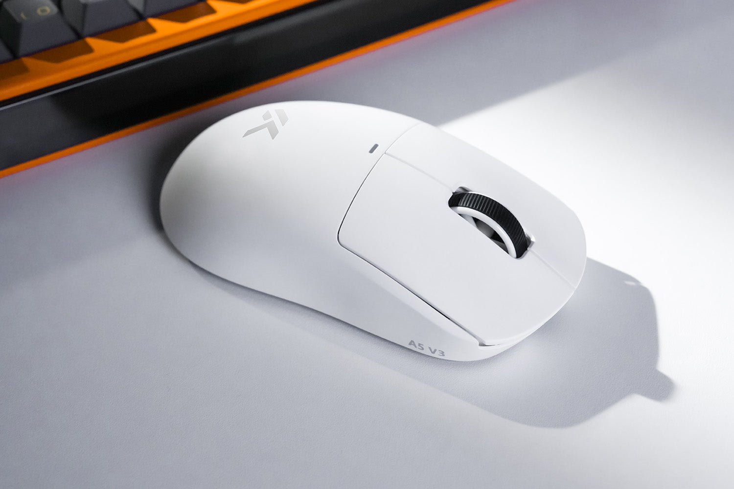 MCHOSE A5 V3 Ultralight 8K Wireless Ergonomic Gaming Mouse