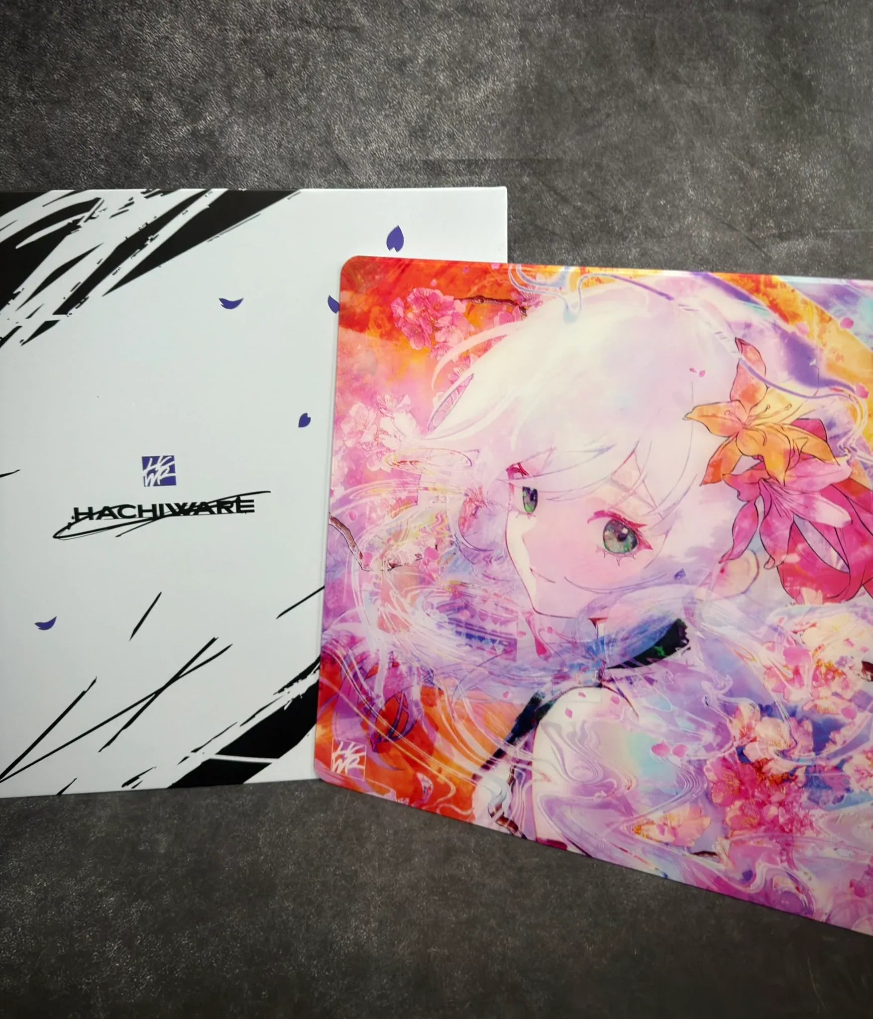 ARBITER STUDIO x HACHIWARE Hanabi 490x420x2mm Glass Mousepad